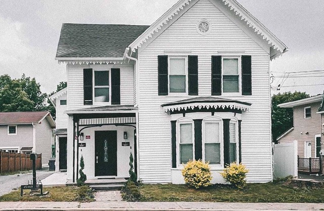 Moonlight Lodge - Catskills, Hunter, Windham