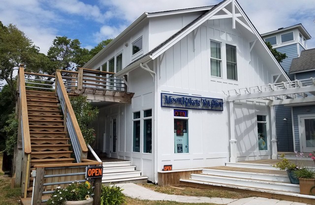 Moonraker's Attic: Dog Friendly Studio at Spencer's Market