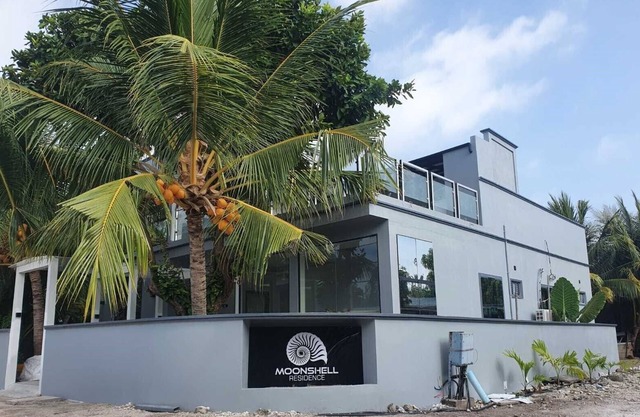 Moonshell Residence