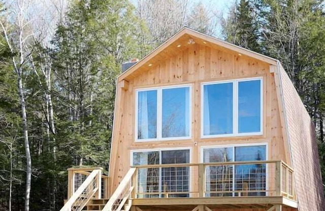 MooseHaus - Dream Cabin in by Moosehead Lake ME