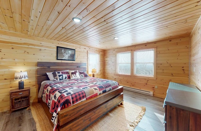 Moosehead State of Mind (Direct ATV/Snowmobile Access)