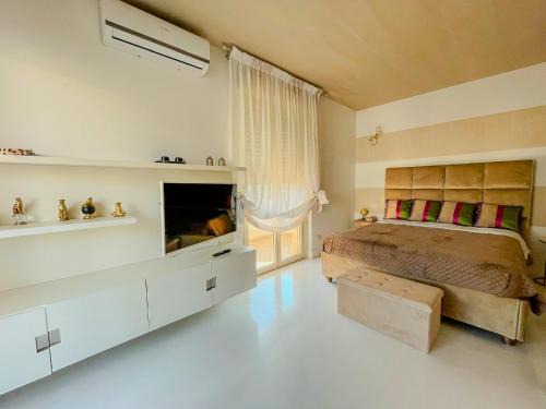 Mora Suite
