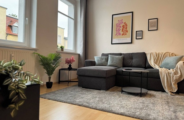Morgensonne: 55m² 2-zimmer Wohnung in Schönebeck für bis zu 4 Gäste
