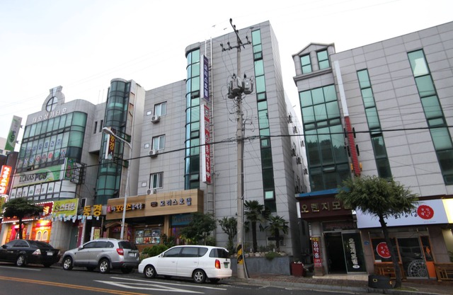 Morice Hotel