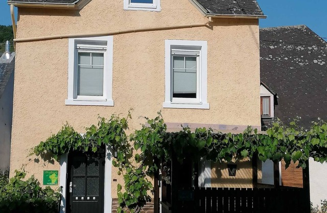 Moselfrische - Fh with 2 bedrooms, shower/toilet, guest toilet, terrace, max. 4 P