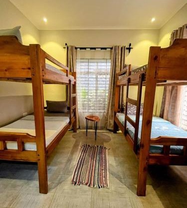 Moshi Epic Accommodation