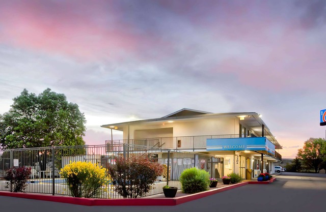 Motel 6 Gallup, NM