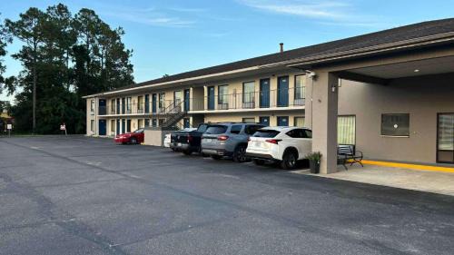Motel 6-Macclenny, FL