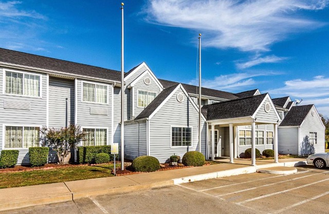 Motel 6-Mcalester, OK