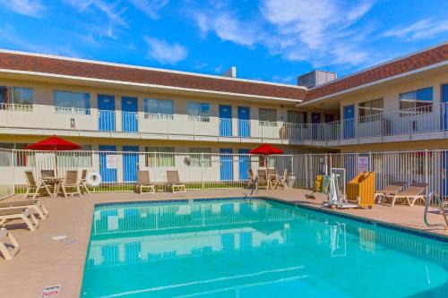 Motel 6-Phoenix, AZ - North Bell Road