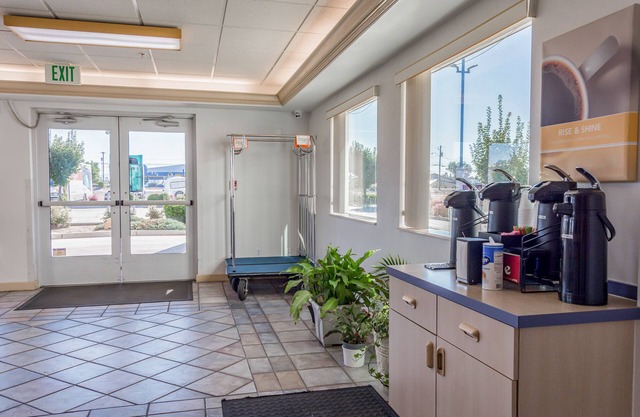 Motel 6 Redmond, OR