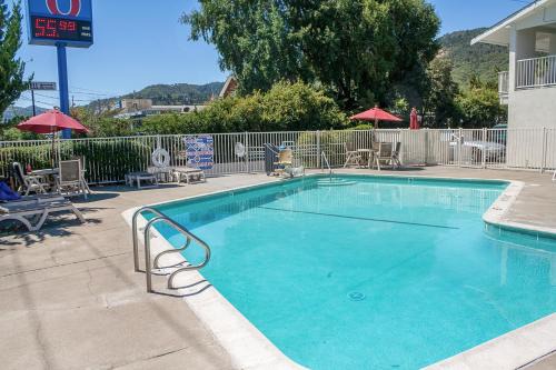 Motel 6-Ukiah, CA