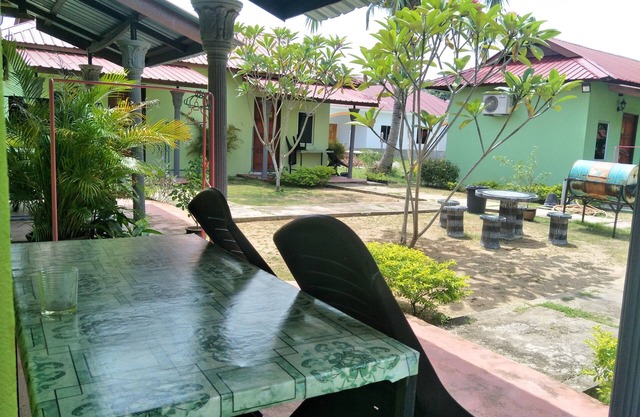 Motel Aurora Damai
