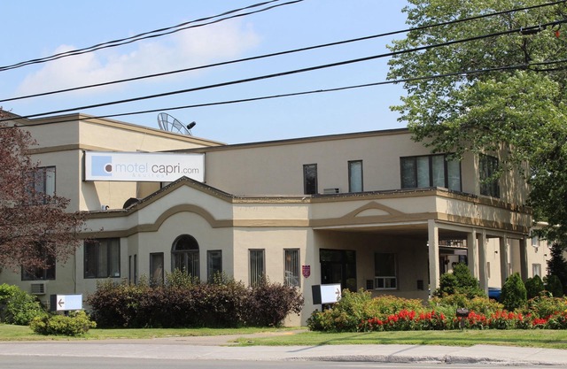 Motel Capri & Suites