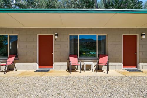 Mount Carmel Motel near Zion National Park