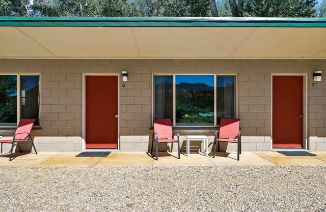 Mount Carmel Motel near Zion National Park