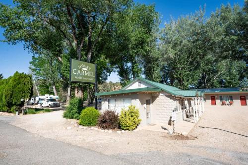 Mount Carmel Motel & RV Near Zion NP Bryce Room