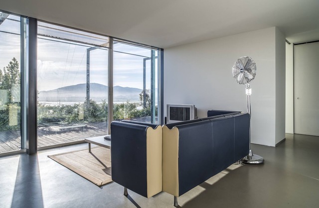 Mount Place, Seixas