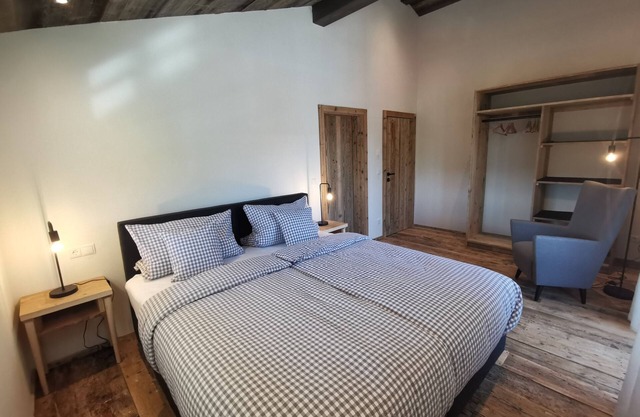 -mountain air- * 3 bedrooms * balcony * 140sqm * max 6 people * non-smoker