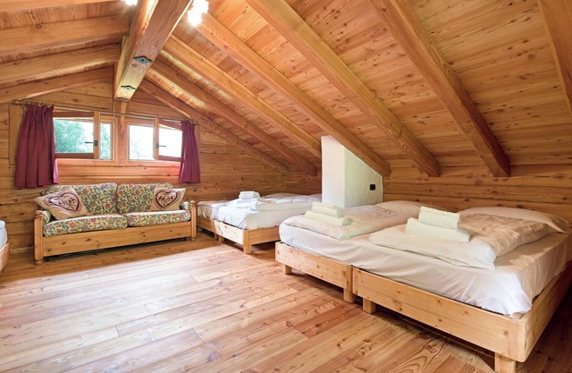Mountain Chalet "Bio Wild" with Mountain View & Garden; Pet-Friendly