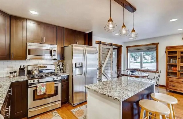 Mountain Comfortable Colorado Lodging in Frisco CO - Sleeps 8 - 1 block off Main