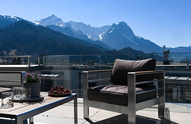 Mountain view panorama Garmisch
