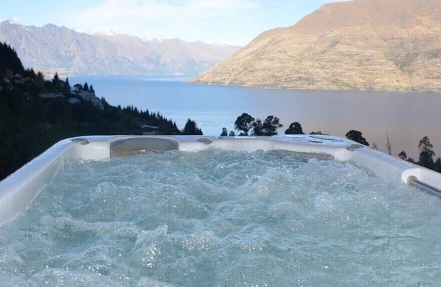 Mountain Elegance - with spa