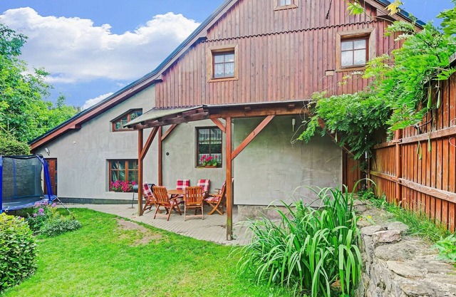 Mountain Home with Garden