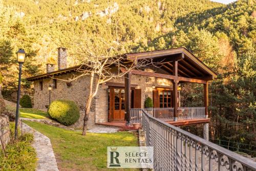 Mountain Lodge Can Campaner