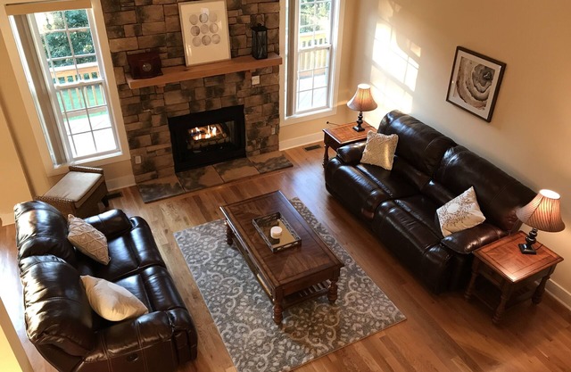"Mountain Overlook" ~ Blue Ridge Luxury Retreat