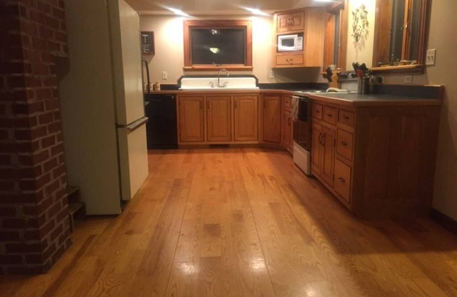 Mountain Pines Vacation Rentals Ski,snowboard,snowmobile,four wheeling, and more