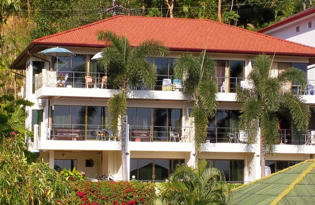 Mountain Sea View Luxury Apartments