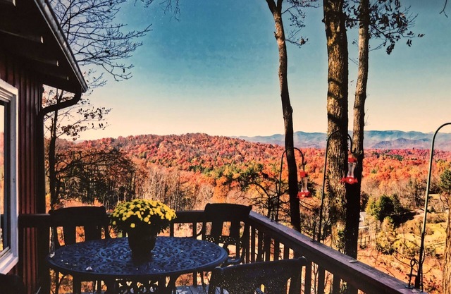 Mountain Top Cabin with Long Range Mountain Views, Near Brevard