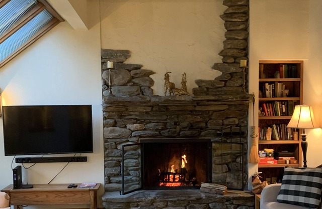 Mountain Top Townhome Near Okemo and Killington