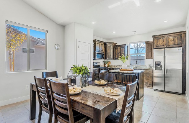 Mountain View-Beautiful, Clean, Great Location!