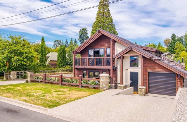 Mountain View Chalet