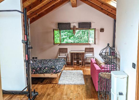 Mountain View Hideaway