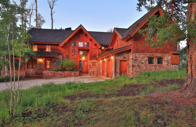 Mountain Village Marvel w/Hot Tub & Home Gym!