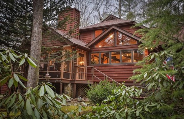 Mountain Waters - Serene Stream, Chef's Dream Kitchen,Dog Friendly, Excellent WI