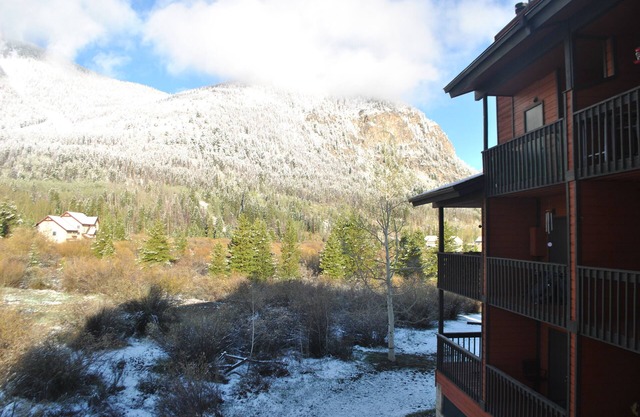 Mountainside condo in a Colorado playground!