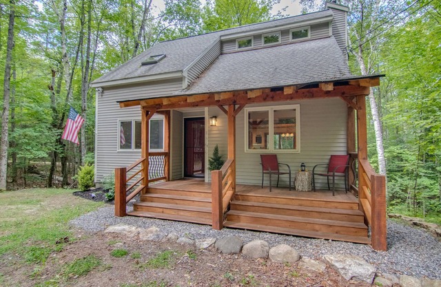 Mountainside Happy Place-4 season home in Waterville Estates