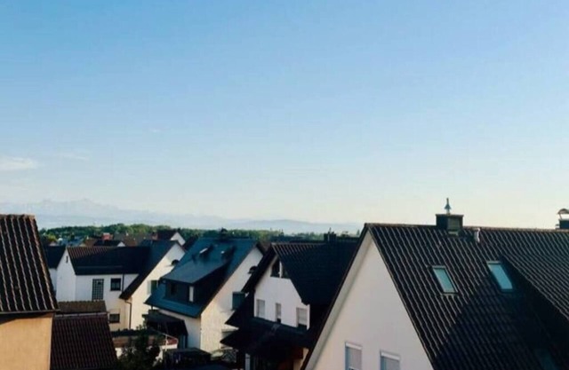 MountainView-Apartment |StayUnix| Lake-Business-TV
