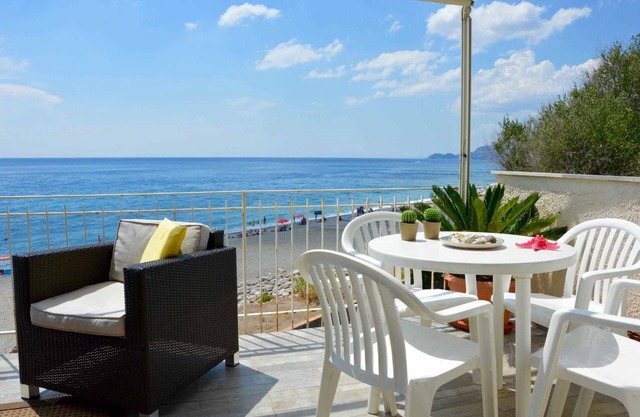 Movida Sea Forza D'Agrò - Taormina