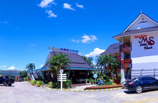 MS Hotel Sriracha