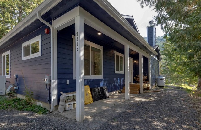 Mt. Baker Lodging Cabin 47 - Sleeps 6!