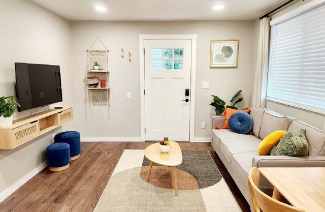 Mt. Hood Hideaway in Gresham - Troutdale