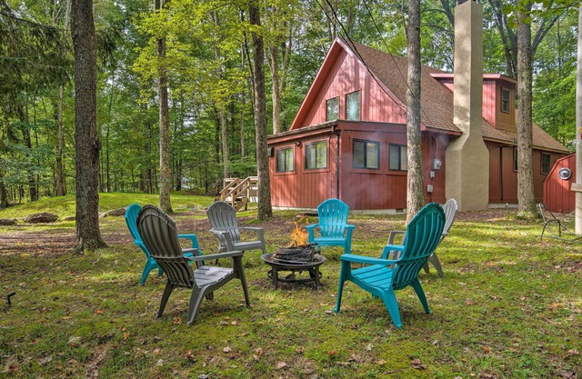 Mtn Getaway w/ Indoor Hot Tub, Golfers Welcome!