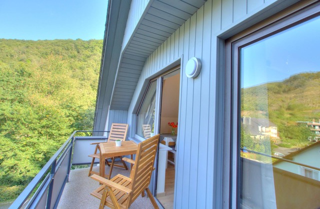 Mühlentaler vacation apartment, in the Sleeping Beauty of the Moselle (Beilstein), DG Whg. 4