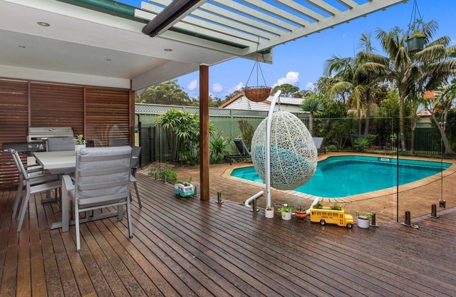 Mulberry Retreat - Sit Back and Relax