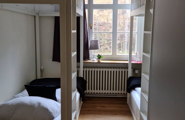 Multi-bed room, 16sqm, max. 6 persons
